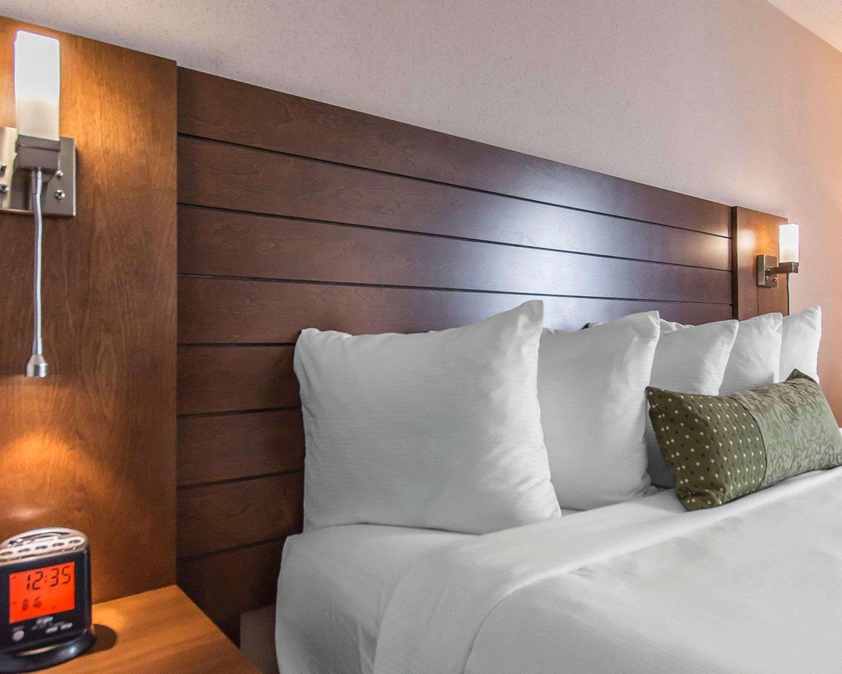 Quality Inn Rouyn-Noranda מראה חיצוני תמונה