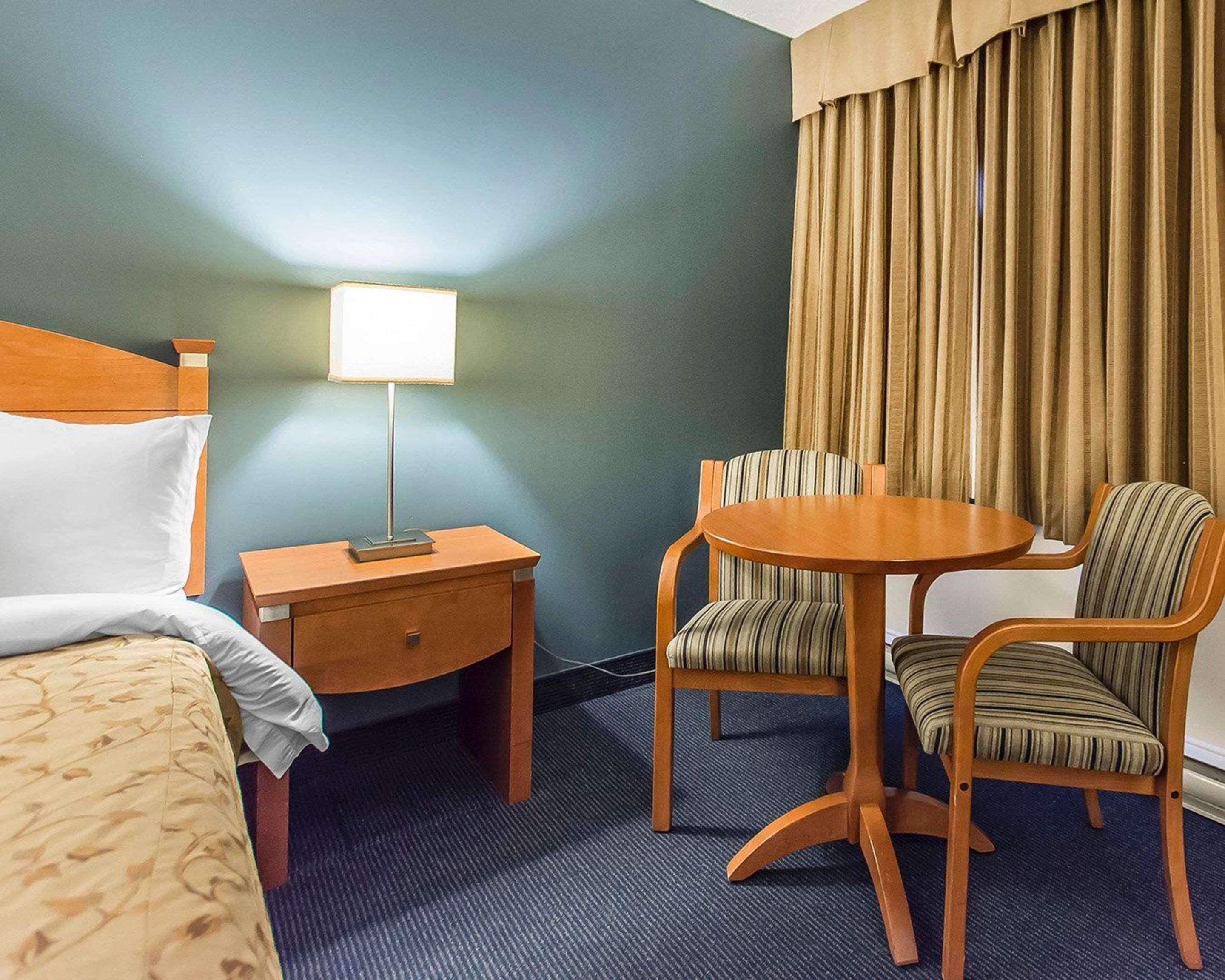 Quality Inn Rouyn-Noranda מראה חיצוני תמונה