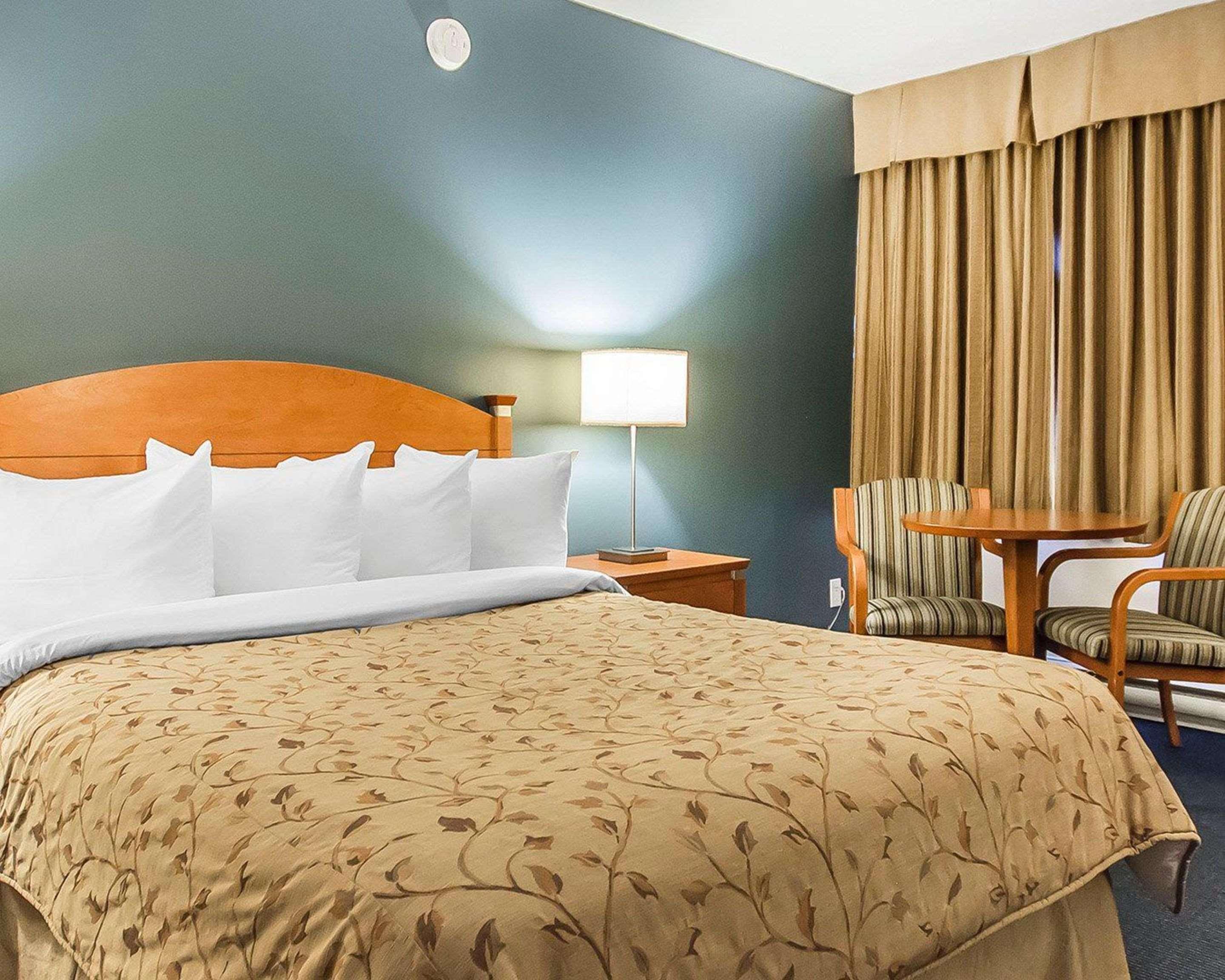 Quality Inn Rouyn-Noranda מראה חיצוני תמונה