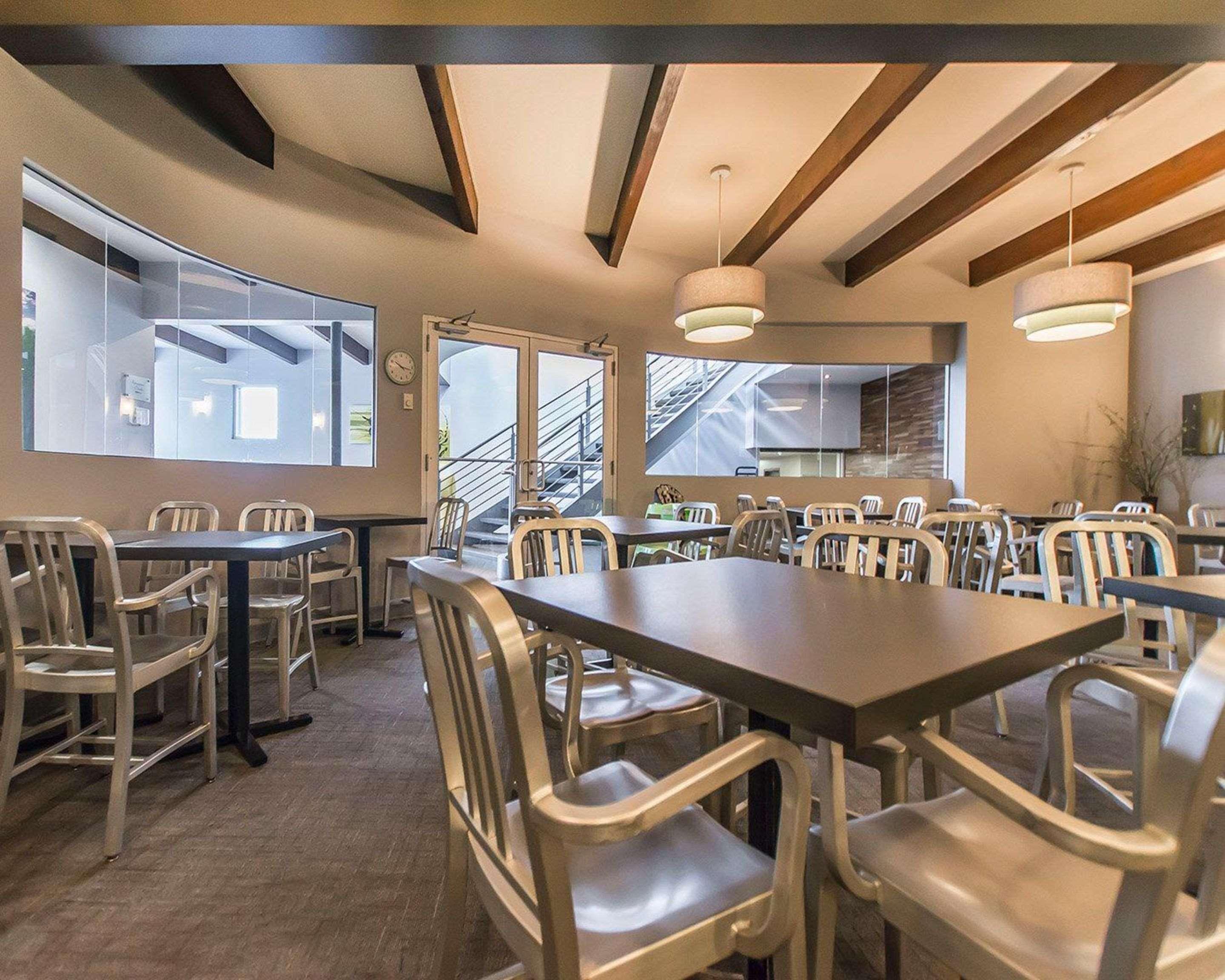 Quality Inn Rouyn-Noranda מראה חיצוני תמונה