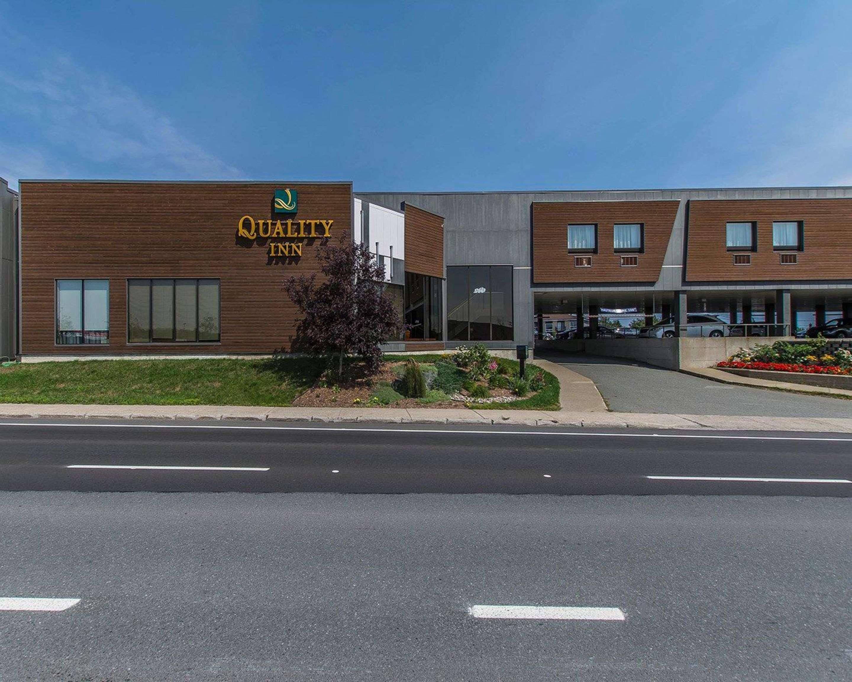 Quality Inn Rouyn-Noranda מראה חיצוני תמונה